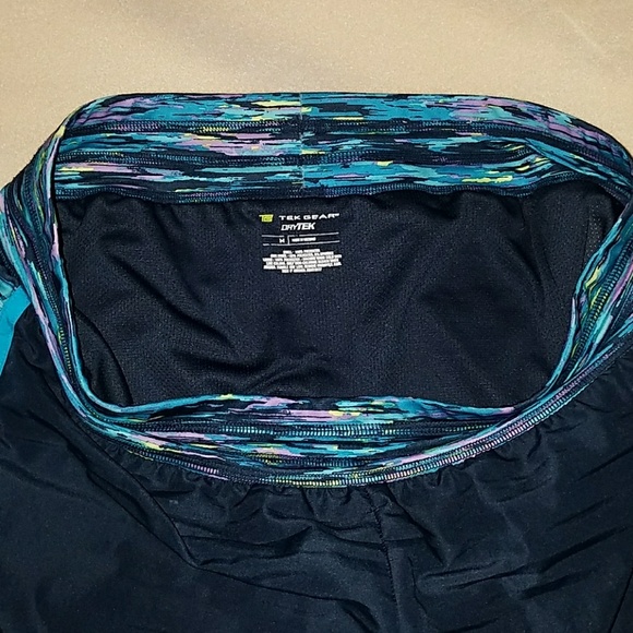 Running shorts - Picture 2 of 3